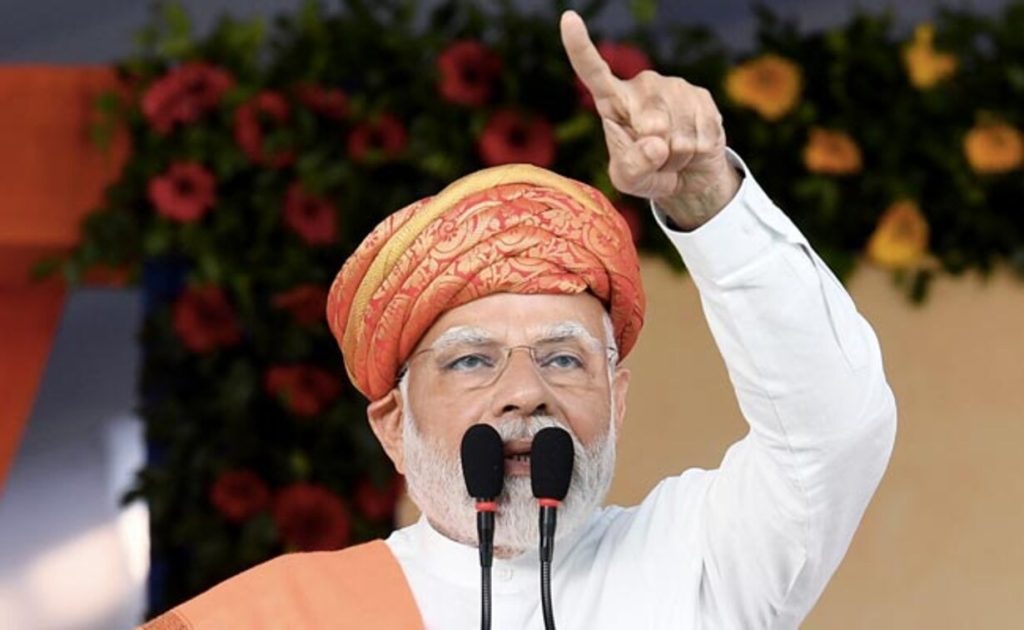 ‘Mobile bill would have been ₹5000 per month if…’: PM Narendra Modi attacks Congress.