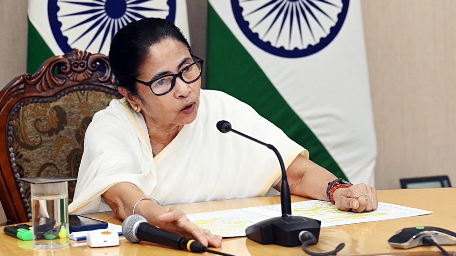Mamata Banerjee reacts to attacks on Bangladeshi Hindus: ‘Stand with Modi govt on the issue’.