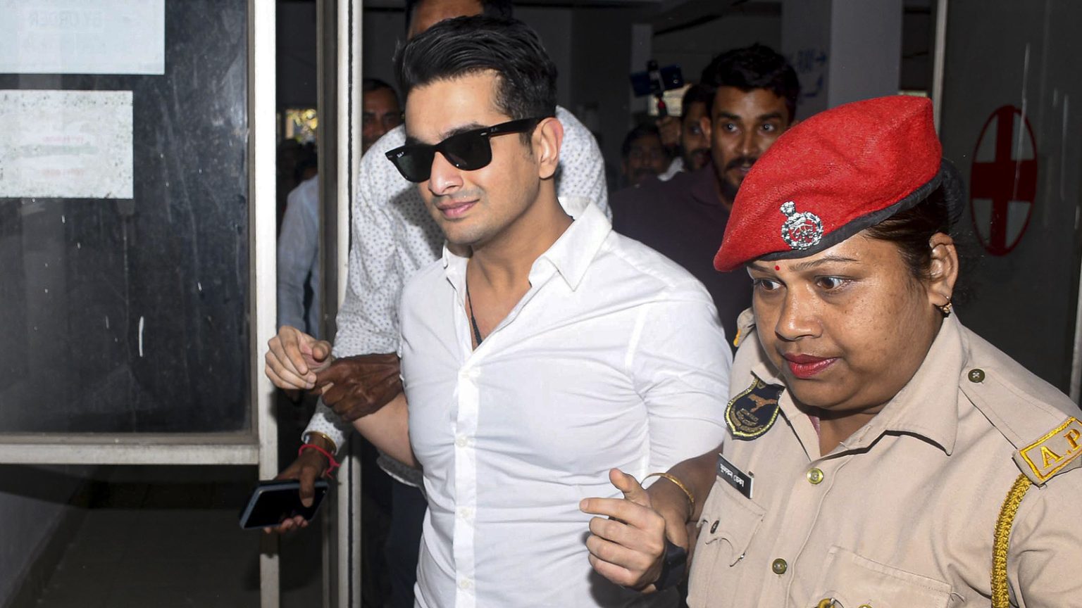 Ranveer Allahbadia makes ‘decency’ promise in Supreme Court undertaking.