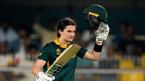 Like Pat Cummins, Laura Wolvaardt wants to silence the crowd by beating India in the World Cup final.