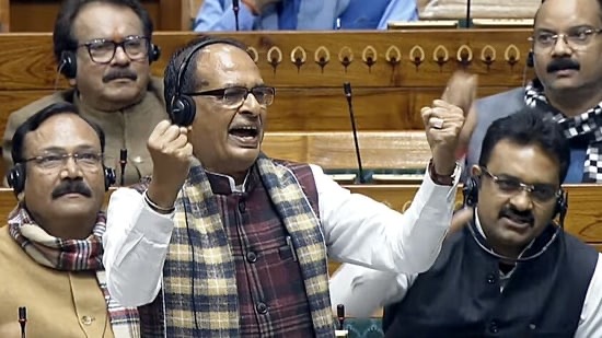 VB-G RAM G bill vs MGNREGA: Key differences, new initiatives & Opposition’s concerns explained.